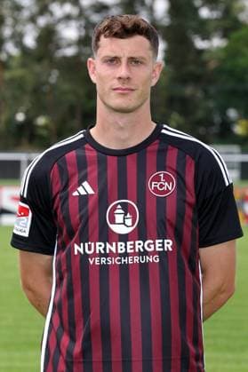 12.07.2023 - 1. FC Nürnberg FCN Club - Saison 2023 2024 - Fototermin Porträttermin - Einzelbild Einzelfoto Portrait Porträt Kopfbild - Sportfoto Zink DaMa - xdaxmax - Einzelbild Einzelfoto Portrait Porträt Kopfbild - James Lawrence (4, 1. FC Nürnberg FCN )