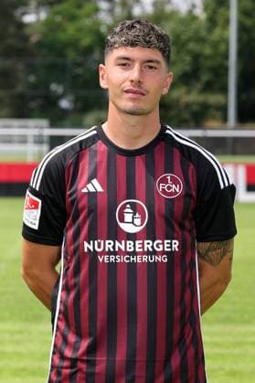 12.07.2023 - 1. FC Nürnberg FCN Club - Saison 2023 2024 - Fototermin Porträttermin - Einzelbild Einzelfoto Portrait Porträt Kopfbild - Sportfoto Zink DaMa - xdaxmax - Einzelbild Einzelfoto Portrait Porträt Kopfbild - Taylan Duman (8, 1. FC Nürnberg FCN )