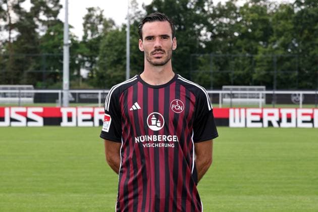 12.07.2023 - 1. FC Nürnberg FCN Club - Saison 2023 2024 - Fototermin Porträttermin - Einzelbild Einzelfoto Portrait Porträt Kopfbild - Sportfoto Zink DaMa - xdaxmax - Einzelbild Einzelfoto Portrait Porträt Kopfbild - Ivan Marquez (15, 1. FC Nürnberg FCN )