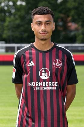 12.07.2023 - 1. FC Nürnberg FCN Club - Saison 2023 2024 - Fototermin Porträttermin - Einzelbild Einzelfoto Portrait Porträt Kopfbild - Sportfoto Zink DaMa - xdaxmax - Einzelbild Einzelfoto Portrait Porträt Kopfbild - Nathaniel Brown (27, 1. FC Nürnberg FCN )