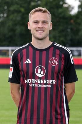 12.07.2023 - 1. FC Nürnberg FCN Club - Saison 2023 2024 - Fototermin Porträttermin - Einzelbild Einzelfoto Portrait Porträt Kopfbild - Sportfoto Zink DaMa - xdaxmax - Einzelbild Einzelfoto Portrait Porträt Kopfbild - Tim Handwerker (29, 1. FC Nürnberg FCN )