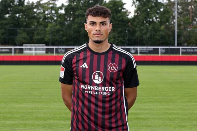 12.07.2023 - 1. FC Nürnberg FCN Club - Saison 2023 2024 - Fototermin Porträttermin - Einzelbild Einzelfoto Portrait Porträt Kopfbild - Sportfoto Zink DaMa - xdaxmax - Einzelbild Einzelfoto Portrait Porträt Kopfbild - Ali Loune (41, 1. FC Nürnberg FCN )