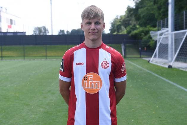 Rot-Weiss Essen; 3.Liga, Porträttermin 2023 2024 Sascha Voelcke; Rot-Weiss Essen; 3. Liga, Porträttermin 2023 2024