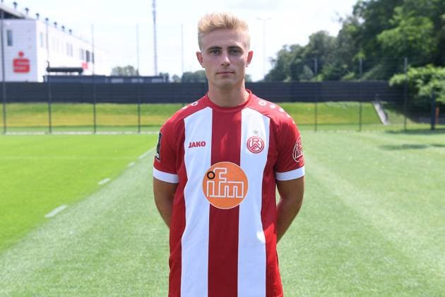 Rot-Weiss Essen; 3.Liga, Porträttermin 2023 2024 Cedric Harenbrock; Rot-Weiss Essen; 3. Liga, Porträttermin 2023 2024