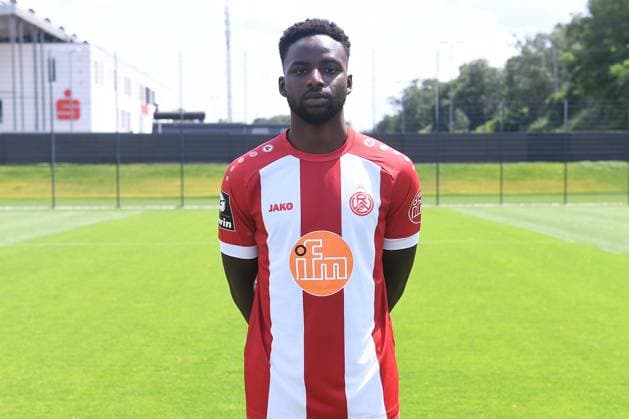 Rot-Weiss Essen; 3.Liga, Porträttermin 2023 2024 Mustafa Kourouma; Rot-Weiss Essen; 3. Liga, Porträttermin 2023 2024