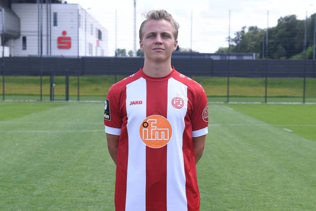 Rot-Weiss Essen; 3.Liga, Porträttermin 2023 2024 Felix Götze; Rot-Weiss Essen; 3. Liga, Porträttermin 2023 2024