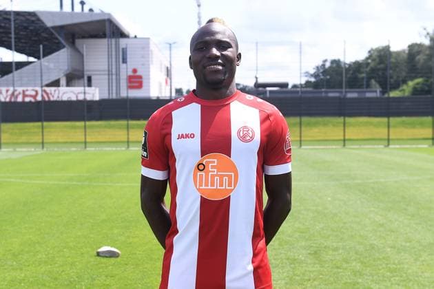 Rot-Weiss Essen; 3.Liga, Porträttermin 2023 2024 Moussa Doumbouya; Rot-Weiss Essen; 3. Liga, Porträttermin 2023 2024