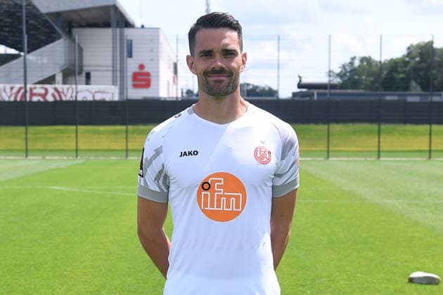 Rot-Weiss Essen; 3.Liga, Porträttermin 2023 2024 Ole Springer; Rot-Weiss Essen; 3. Liga, Porträttermin 2023 2024