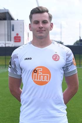 Rot-Weiss Essen; 3.Liga, Porträttermin 2023 2024 Felix Wienand; Rot-Weiss Essen; 3. Liga, Porträttermin 2023 2024