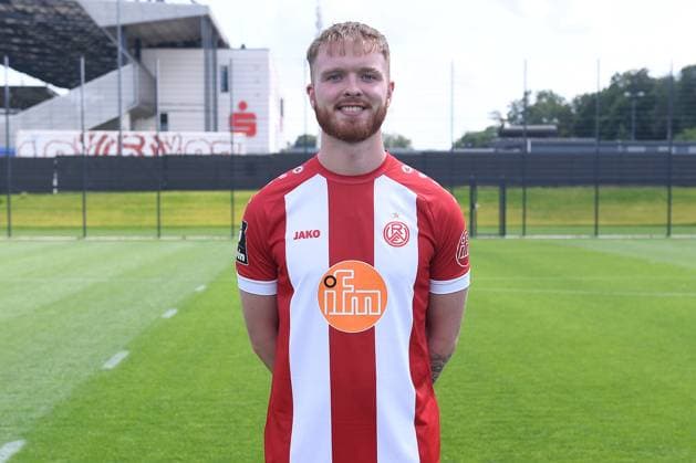 Rot-Weiss Essen; 3.Liga, Porträttermin 2023 2024 Fabian Rüth; Rot-Weiss Essen; 3. Liga, Porträttermin 2023 2024