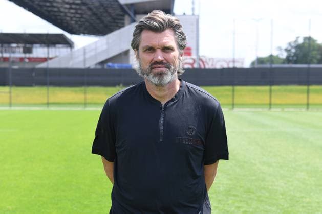 Rot-Weiss Essen; 3.Liga, Porträttermin 2023 2024 Carsten Wolters ( Teammanager ); Rot-Weiss Essen; 3. Liga, Porträttermin 2023 2024