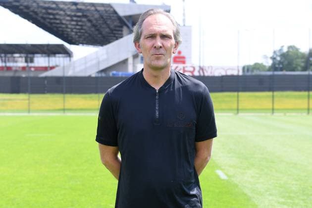 Rot-Weiss Essen; 3.Liga, Porträttermin 2023 2024 Patrick Nonnhoff ( Mannschaftsarzt ); Rot-Weiss Essen; 3. Liga, Porträttermin 2023 2024