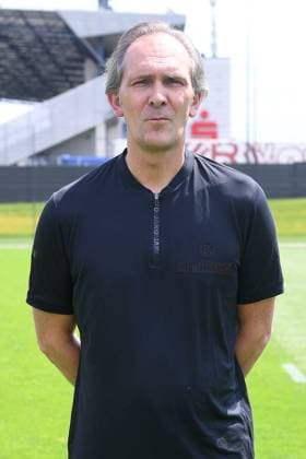 Rot-Weiss Essen; 3.Liga, Porträttermin 2023 2024 Patrick Nonnhoff ( Mannschaftsarzt ); Rot-Weiss Essen; 3. Liga, Porträttermin 2023 2024