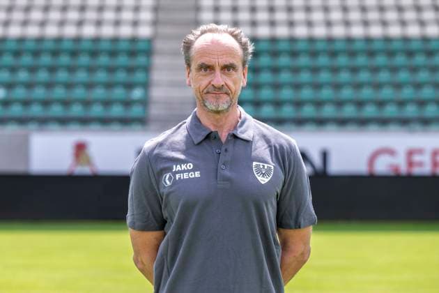 Mannschaftsarzt Cornelius Müller-Rensmann; SC Preußen Münster 06; 3.Liga, Porträttermin 2023 2024, Copyright: xDavidxInderliedx