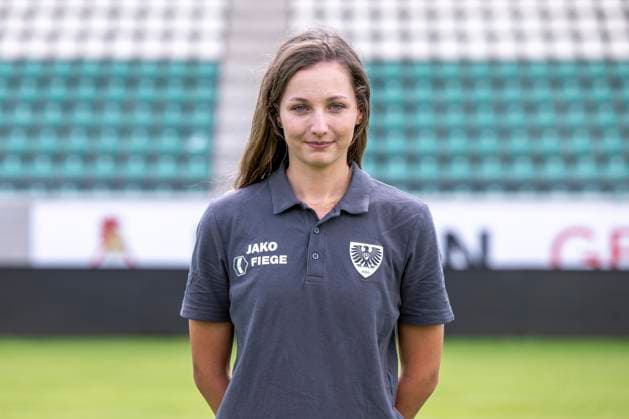 Physiotherapeutin Kira Loose; SC Preußen Münster 06; 3.Liga, Porträttermin 2023 2024, Copyright: xDavidxInderliedx