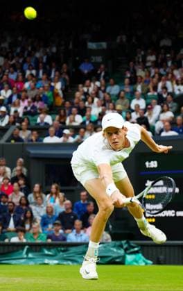 Mandatory Credit: Photo by Javier Garcia Shutterstock (14009601ax) Jannik Sinner during his semi final match Wimbledon Tennis Championships, Day 12, The All England Lawn Tennis and Croquet Club, London, UK - 14 Jul 2023 Wimbledon Tennis Championships, Day 12, The All England Lawn Tennis and Croquet Club, London, UK - 14 Jul 2023  Copyright: xJavierxGarcia Shutterstockx 14009601ax