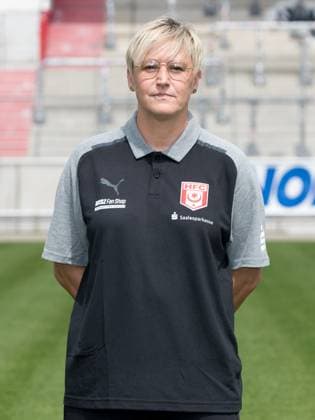 Teampraesentation Halle 3. Liga Hallescher FC, 3. Liga, Porträttermin 2023 2024, Halle, 13.07.2021, Leuna-Chemie-Stadion, Fussball , Im Bild: Technische Mitarbeiterin Sandra Schultze ,