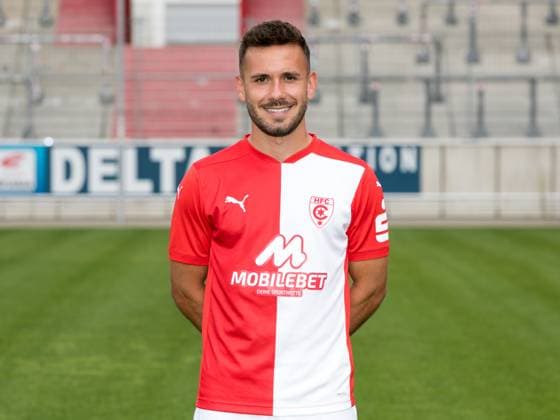 Teampraesentation Halle 3. Liga Hallescher FC, 3. Liga, Porträttermin 2023 2024, Halle, 13.07.2021, Leuna-Chemie-Stadion, Fussball , Im Bild: Nico Hug ,