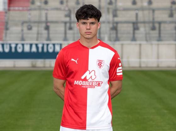 Teampraesentation Halle 3. Liga Hallescher FC, 3. Liga, Porträttermin 2023 2024, Halle, 13.07.2021, Leuna-Chemie-Stadion, Fussball , Im Bild: Matthew Meier ,