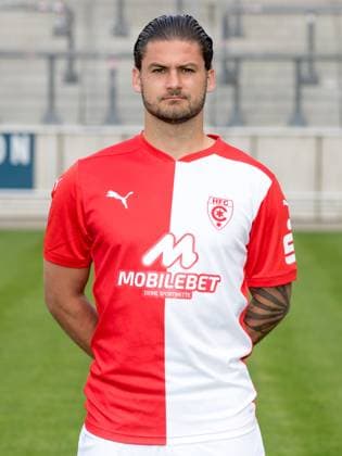 Teampraesentation Halle 3. Liga Hallescher FC, 3. Liga, Porträttermin 2023 2024, Halle, 13.07.2021, Leuna-Chemie-Stadion, Fussball , Im Bild: Dominic Baumann ,