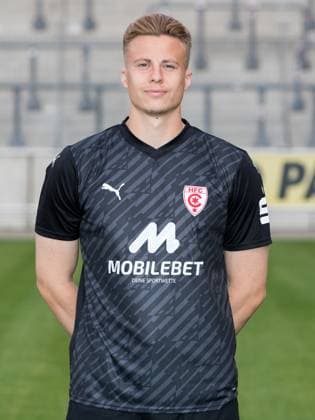 Teampraesentation Halle 3. Liga Hallescher FC, 3. Liga, Porträttermin 2023 2024, Halle, 13.07.2021, Leuna-Chemie-Stadion, Fussball , Im Bild: Torhüter Moritz Schulze ,
