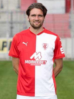 Teampraesentation Halle 3. Liga Hallescher FC, 3. Liga, Porträttermin 2023 2024, Halle, 13.07.2021, Leuna-Chemie-Stadion, Fussball , Im Bild: Jonas Nietfeld ,