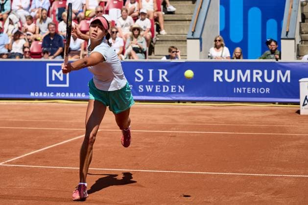 BÅSTAD 20230714 Olga Danilovic, Serbien i semifinalen under tennisturneringen Nordea Open i Bastad. BÅSTAD SVERIGE Tennis x11830x