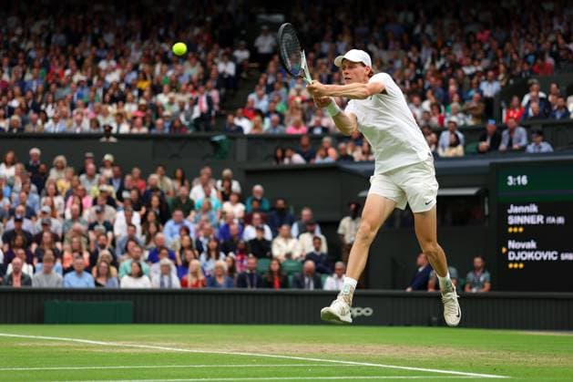 Mandatory Credit: Photo by Ella Ling Shutterstock (14009603aw) Jannik Sinner during his semi final match Wimbledon Tennis Championships, Day 12, The All England Lawn Tennis and Croquet Club, London, UK - 14 Jul 2023 Wimbledon Tennis Championships, Day 12, The All England Lawn Tennis and Croquet Club, London, UK - 14 Jul 2023  Copyright: xEllaxLing Shutterstockx 14009603aw