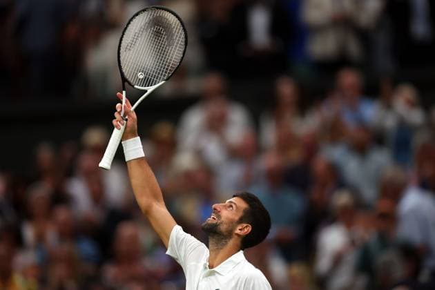 Sport Bilder des Tages Mandatory Credit: Photo by Ella Ling Shutterstock (14009603ce) Novak Djokovic celebrates victory in his semi final match Wimbledon Tennis Championships, Day 12, The All England Lawn Tennis and Croquet Club, London, UK - 14 Jul 2023 Wimbledon Tennis Championships, Day 12, The All England Lawn Tennis and Croquet Club, London, UK - 14 Jul 2023  Copyright: xEllaxLing Shutterstockx 14009603ce