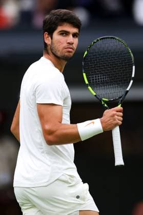 Mandatory Credit: Photo by Ella Ling Shutterstock (14009603dl) Carlos Alcaraz during his semi final match Wimbledon Tennis Championships, Day 12, The All England Lawn Tennis and Croquet Club, London, UK - 14 Jul 2023 Wimbledon Tennis Championships, Day 12, The All England Lawn Tennis and Croquet Club, London, UK - 14 Jul 2023  Copyright: xEllaxLing Shutterstockx 14009603dl