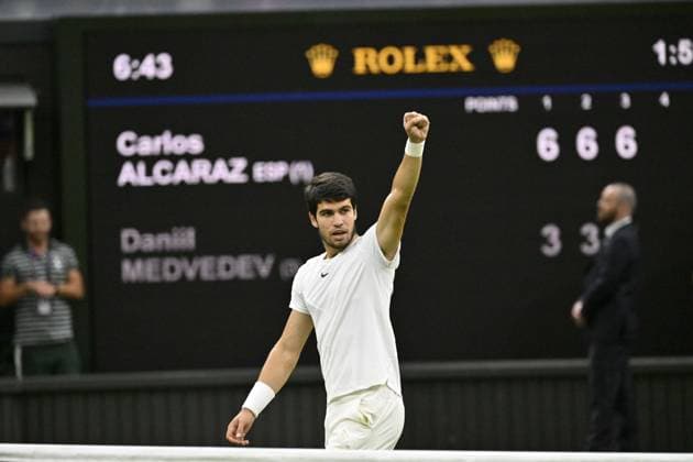 Tennis : Wimbledon 2023 - Angleterre - Carlos Alcaraz se qualifie pour la finale du smiple Messieurs - Espagne Tennis : Wimbledon 2023 - Angleterre- 14 07 23 ChrysleneCaillaud Panoramic  
