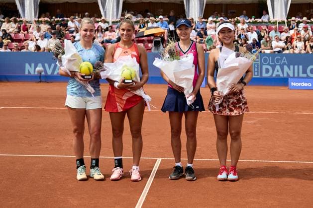BÅSTAD 20230715 Irina Khromacheva, Panna Udvardy vann över Su Jeong Jang, Sydkorea och Eri Hozumi, Japan i damernas dubbelfinal under tennisturneringen Nordea Open i Bastad. BÅSTAD SVERIGE Tennis x11830x