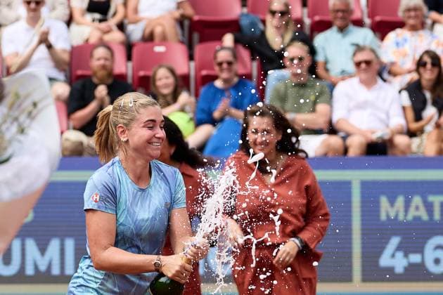 BÅSTAD 20230715 Irina Khromacheva jublar efter dubbelfinalen under tennisturneringen Nordea Open i Bastad. BÅSTAD SVERIGE Tennis x11830x