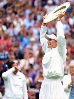 Mandatory Credit: Photo by Javier Garcia Shutterstock (14010521dt) Marketa Vondrousova lifts the Venus Rosewater Dish after victory in the Ladies Singles final in front of an upset Ons Jabeur Wimbledon Tennis Championships, Day 13, The All England Lawn Tennis and Croquet Club, London, UK - 15 Jul 2023 Wimbledon Tennis Championships, Day 13, The All England Lawn Tennis and Croquet Club, London, UK - 15 Jul 2023  Copyright: xJavierxGarcia Shutterstockx 14010521dt