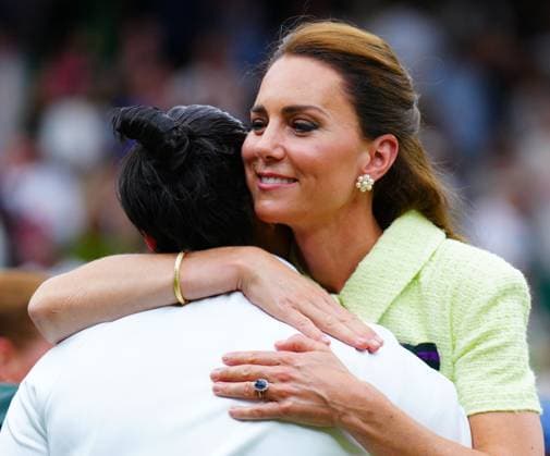 Mandatory Credit: Photo by Javier Garcia Shutterstock (14010521eu) Catherine Princess of Wales comforts Ons Jabeur dafter defeat in the Ladies SIngles final Wimbledon Tennis Championships, Day 13, The All England Lawn Tennis and Croquet Club, London, UK - 15 Jul 2023 Wimbledon Tennis Championships, Day 13, The All England Lawn Tennis and Croquet Club, London, UK - 15 Jul 2023  Copyright: xJavierxGarcia Shutterstockx 14010521eu