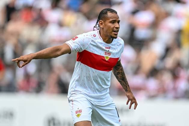 15.07.2023, Reutlingen, Germany, Stadion an der Kreuzeiche, SSV Reutlingen vs VfB Stuttgart - Friendly Match, Juan Jose Perea (VfB Stuttgart) gestikuliert, gestik (Foto H. Langer, H. Langer) Reutlingen Stadion an der Kreuzeiche Germany