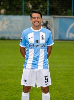 16.07.2023, Fussball 3. Liga 2023 2024, TSV 1860 München, Porträttermin 2023 2024, an der Grünwalderstrasse 114, München. Eroll Zejnullahu (TSV 1860 München),