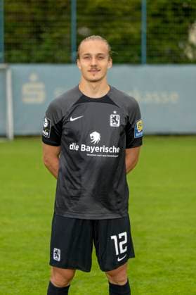 16.07.2023, Fussball 3. Liga 2023 2024, TSV 1860 München, Porträttermin 2023 2024, an der Grünwalderstrasse 114, München. Torwart Julius Schmid (1860 München)