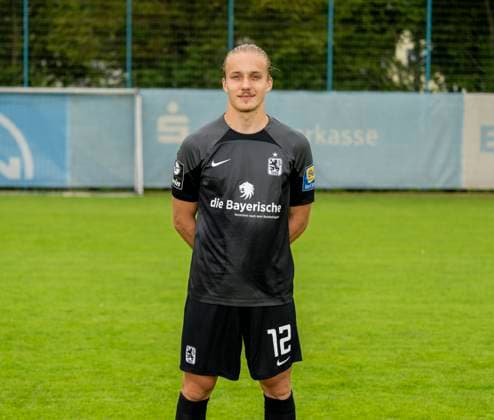 16.07.2023, Fussball 3. Liga 2023 2024, TSV 1860 München, Porträttermin 2023 2024, an der Grünwalderstrasse 114, München. Torwart Julius Schmid (1860 München)