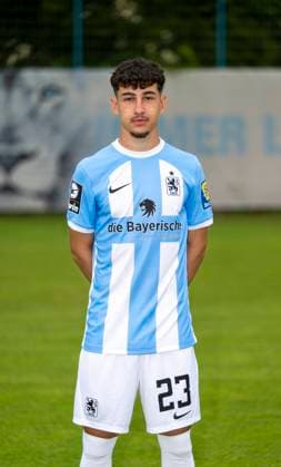 16.07.2023, Fussball 3. Liga 2023 2024, TSV 1860 München, Porträttermin 2023 2024, an der Grünwalderstrasse 114, München. Devin Sür (TSV 1860 München)