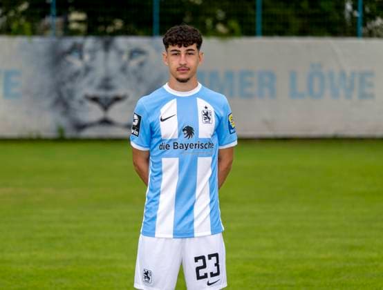 16.07.2023, Fussball 3. Liga 2023 2024, TSV 1860 München, Porträttermin 2023 2024, an der Grünwalderstrasse 114, München. Devin Sür (TSV 1860 München)