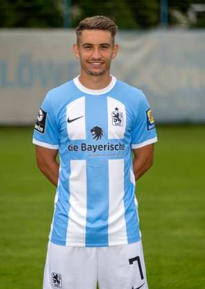 16.07.2023, Fussball 3. Liga 2023 2024, TSV 1860 München, Porträttermin 2023 2024, an der Grünwalderstrasse 114, München. Julian Guttau (TSV 1860 München)