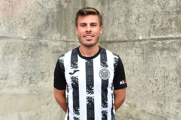 Fußball Herren Oberliga Westfalen Saison 2023 2024 Fototermin SG Wattenscheid 09 am 16.07.2023 im Lohrheidestadion in Bochum-Wattenscheid Tom Sindermann ( SG Wattenscheid 09 ) Niedersachsen Deutschland