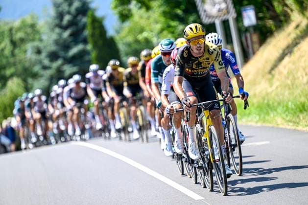 Sport Themen der Woche KW28 Sport Bilder des Tages Tour de France 2023 - Stage 15 SAINT-GERVAIS MONT BLANC, FRANCE - JULY 16 : Laporte Christophe (FRA) of Jumbo-Visma in action during stage 15 of the 110th edition of the Tour de France 2023 cycling race, a stage of 180 kms with start in Les Gets and finish in Saint-Gervais Mont Blanc on July 16, 2023 in Saint-Gervais Mont Blanc, France, 16 07 2023 ( Motordriver Kenny Verfaillie - Saint-Gervais Mont Blanc France  Copyright: xNicoxVereeckenx