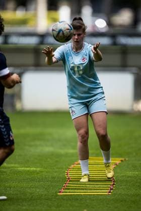 Training 1. FC Koeln Frauen; 17.07.2023 Adriana Achcinska (1. FC Koeln, 9) im Individualtraining Training 1. FC Koeln Frauen; Geissbockheim, 17.07.2023 Copyright: xBEAUTIFULxSPORTS Wunderlx