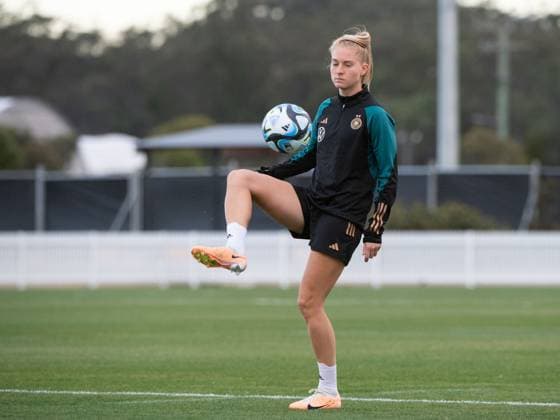 Janina Minge (Deutschland) am Ball, AUS, Training DFB Frauen Nationalmannschaft, Deutschland, FIFA Frauen Fussball Weltmeisterschaft Australien 2023, 18.07.2023 AUS, Training DFB Frauen Nationalmannschaft, Deutschland, FIFA Frauen Fussball Weltmeisterschaft Australien 2023, 18.07.2023 Tuggerah Copyright: xEibner-Pressefoto Memmlerx EP_MMR