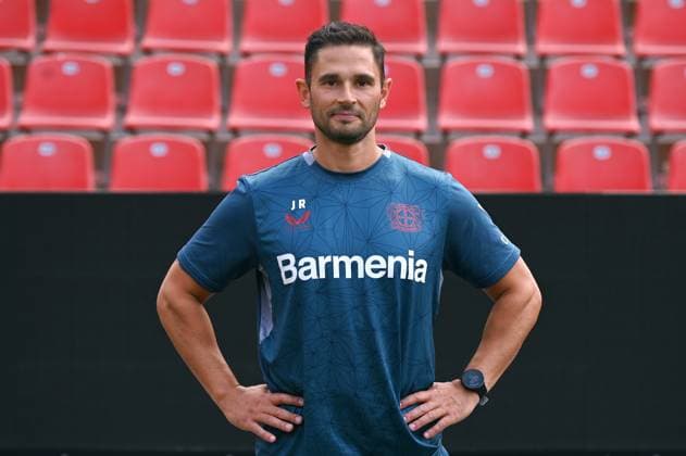 Atheltiktrainer Jonas Rath; Bayer 04 Leverkusen; 1.BL, Porträttermin 2023 2024,