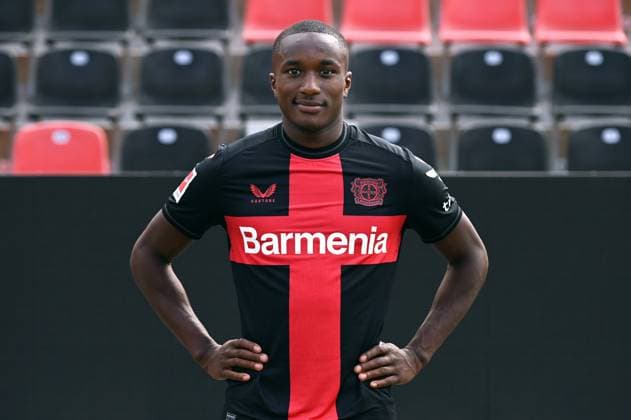 Moussa Diaby; Bayer 04 Leverkusen; 1.BL, Porträttermin 2023 2024,