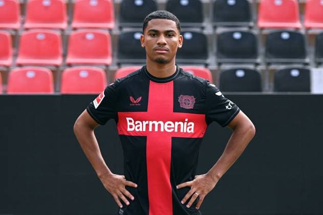 Amine Adli; Bayer 04 Leverkusen; 1.BL, Porträttermin 2023 2024,