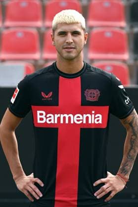 Exequiel Palacios; Bayer 04 Leverkusen; 1.BL, Porträttermin 2023 2024,